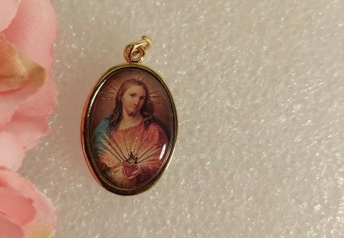Sacred heart medal 2cmx1 - medal, 2cmx1.5cm