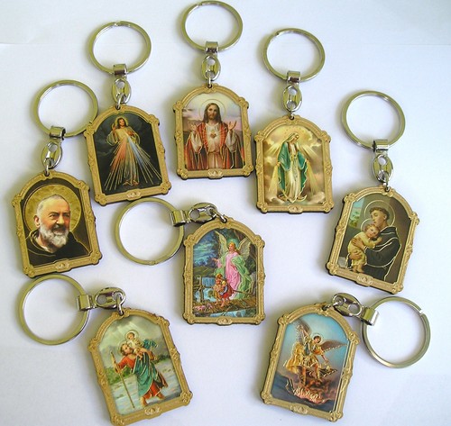 Various saints wooden key - various, ring